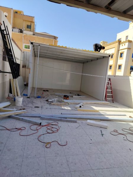 مقاول تركيب ملاحق واسقف ساندويتش بانل في الدمام والخبر